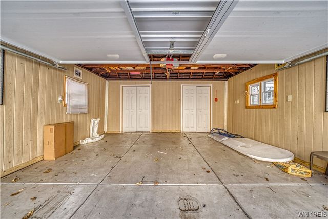 28 Shoreham Parkway, Buffalo, NY 14216