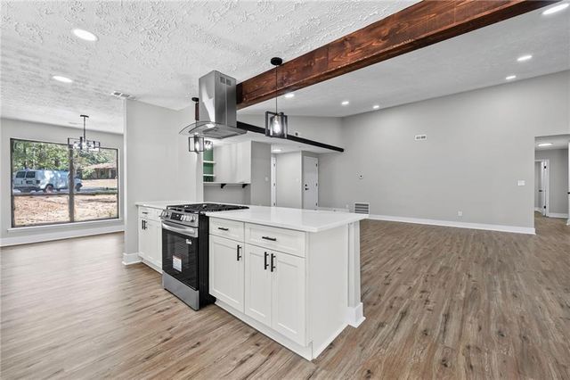 255 Avalon Way, Riverdale, GA 30274