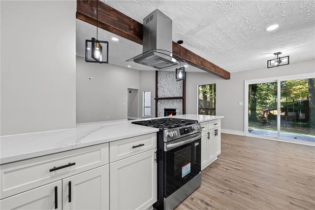 255 Avalon Way, Riverdale, GA 30274