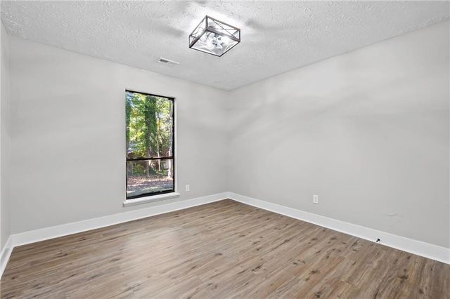 255 Avalon Way, Riverdale, GA 30274