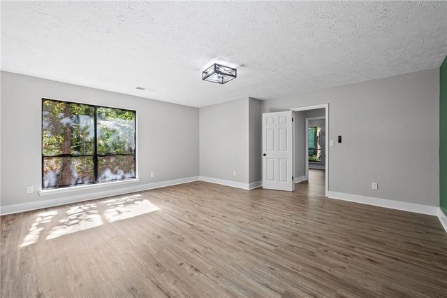 255 Avalon Way, Riverdale, GA 30274