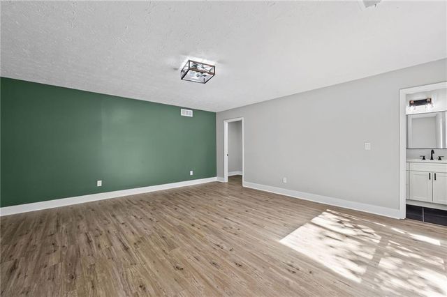 255 Avalon Way, Riverdale, GA 30274