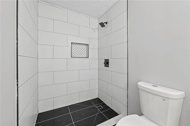 255 Avalon Way, Riverdale, GA 30274