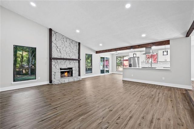 255 Avalon Way, Riverdale, GA 30274