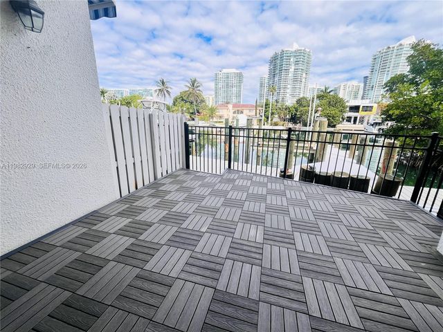 253 Poinciana Dr 603, Sunny Isles Beach, FL 33160