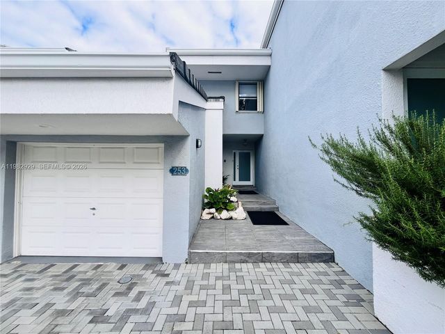 253 Poinciana Dr 603, Sunny Isles Beach, FL 33160