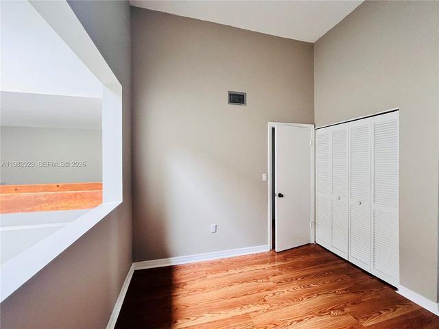 253 Poinciana Dr 603, Sunny Isles Beach, FL 33160