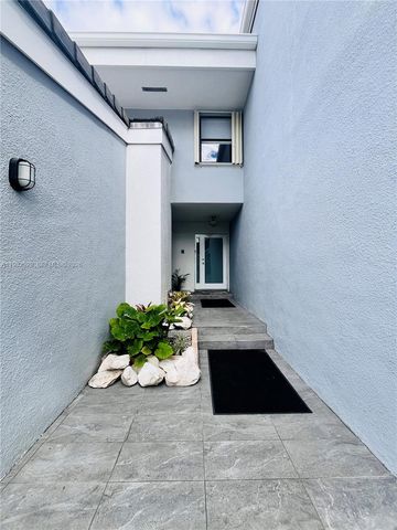 253 Poinciana Dr 603, Sunny Isles Beach, FL 33160