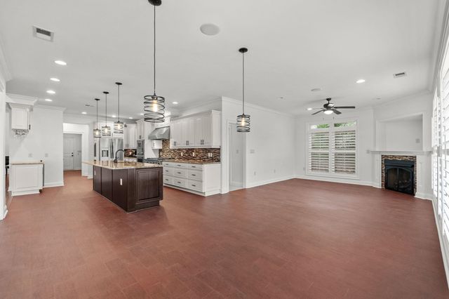 915 Preservation Circle, Pawleys Island, SC 29585