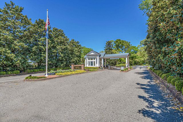 915 Preservation Circle, Pawleys Island, SC 29585