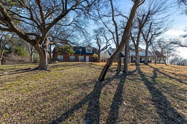 21081 Trailwood Court, Whitney, TX 76692
