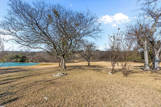 21081 Trailwood Court, Whitney, TX 76692