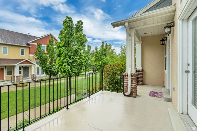 1099 E EAST GARDEN BEND PL, Sandy, UT 84094