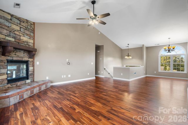 5395 Stonegate Farm Drive, Granite Falls, NC 28630