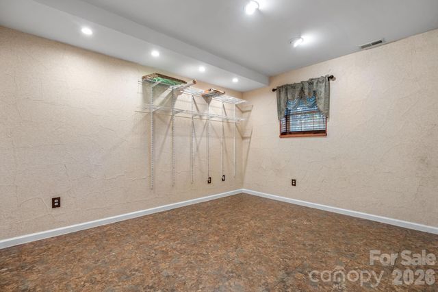 5395 Stonegate Farm Drive, Granite Falls, NC 28630