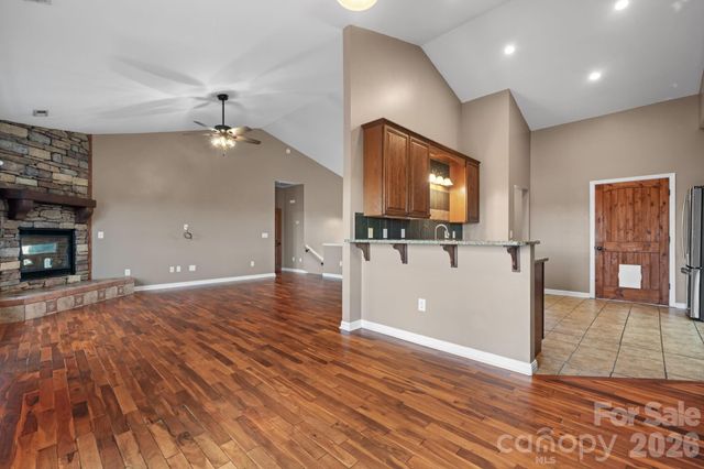 5395 Stonegate Farm Drive, Granite Falls, NC 28630
