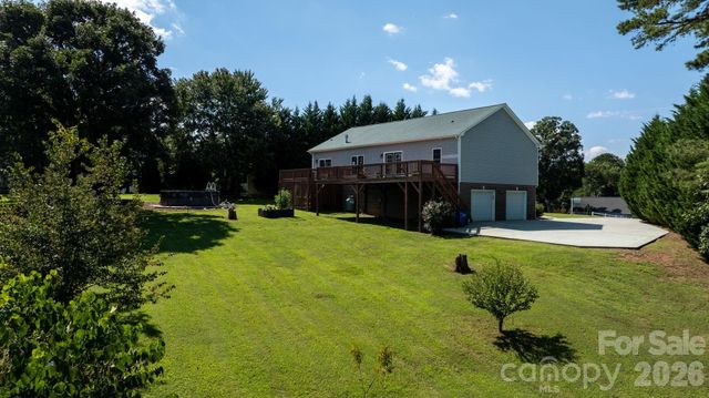 5395 Stonegate Farm Drive, Granite Falls, NC 28630