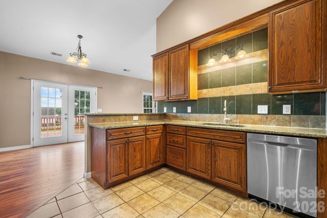 5395 Stonegate Farm Drive, Granite Falls, NC 28630