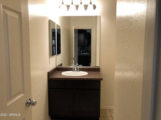 8457 N 61st Lane, Glendale, AZ 85302