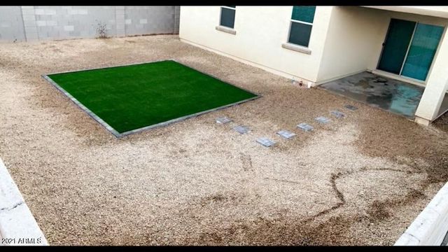 8457 N 61st Lane, Glendale, AZ 85302