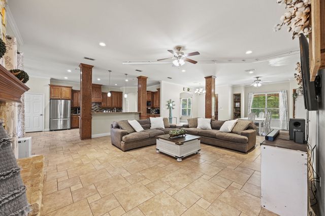 1280 Vz County Road 3815, Wills Point, TX 75169