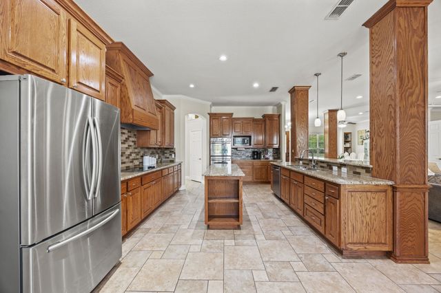 1280 Vz County Road 3815, Wills Point, TX 75169