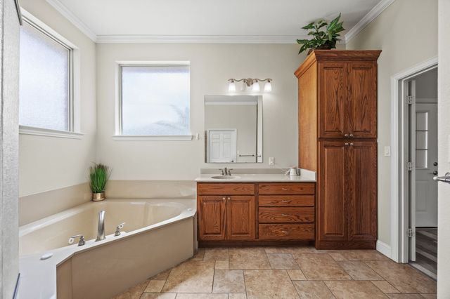 1280 Vz County Road 3815, Wills Point, TX 75169