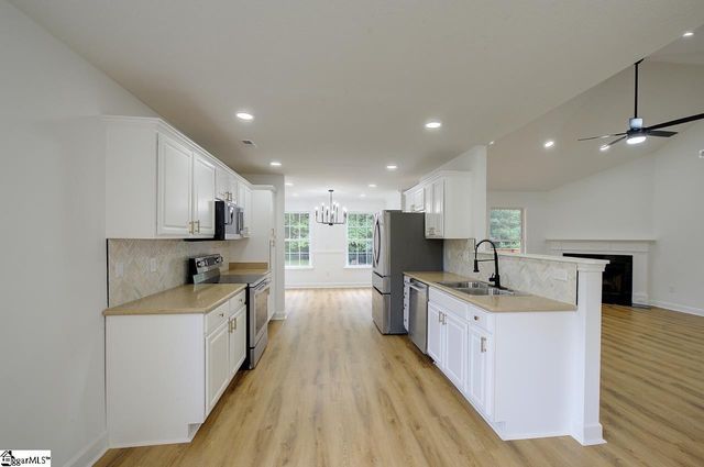 4 Judges Lane, Greer, SC 29651