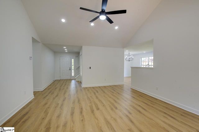 4 Judges Lane, Greer, SC 29651