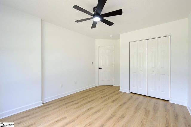 4 Judges Lane, Greer, SC 29651