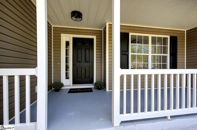 4 Judges Lane, Greer, SC 29651