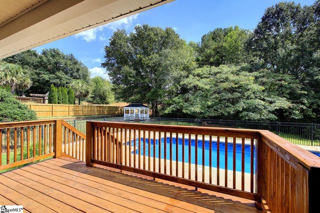 4 Judges Lane, Greer, SC 29651