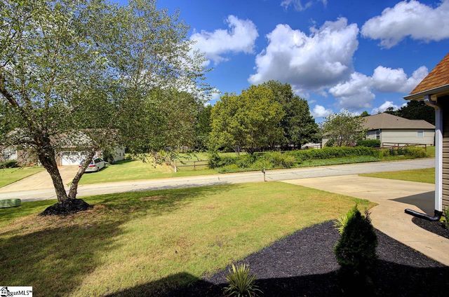4 Judges Lane, Greer, SC 29651
