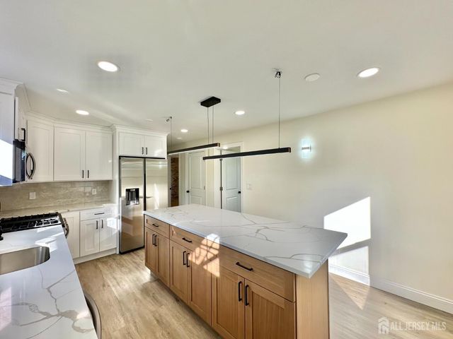 81 Cleveland Avenue, Milltown, NJ 08850