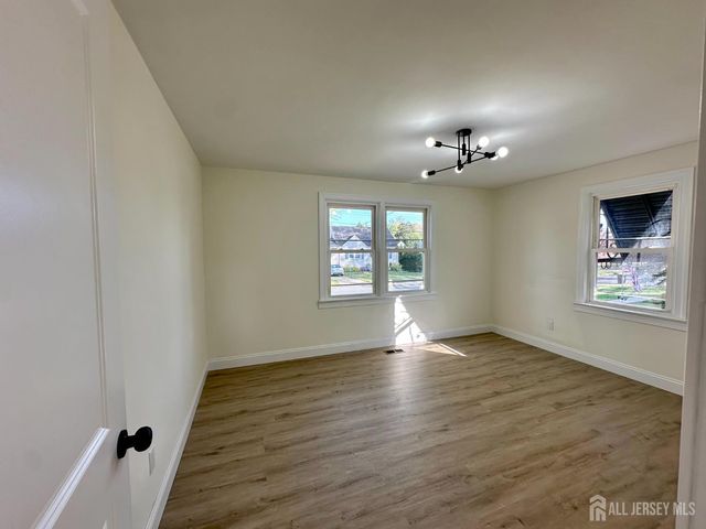 81 Cleveland Avenue, Milltown, NJ 08850