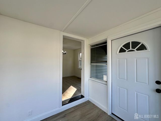 81 Cleveland Avenue, Milltown, NJ 08850