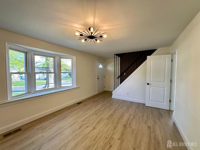 81 Cleveland Avenue, Milltown, NJ 08850