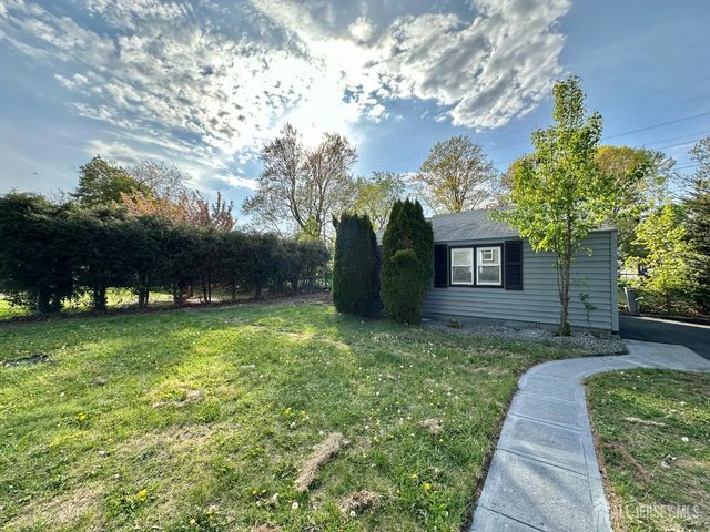 81 Cleveland Avenue, Milltown, NJ 08850