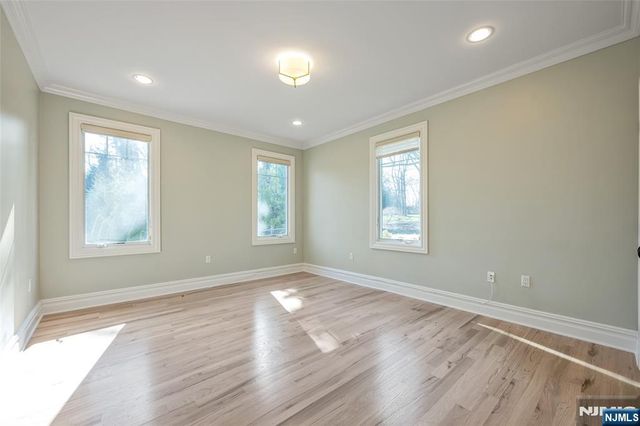 41 Sunset Road, Demarest, NJ 07627