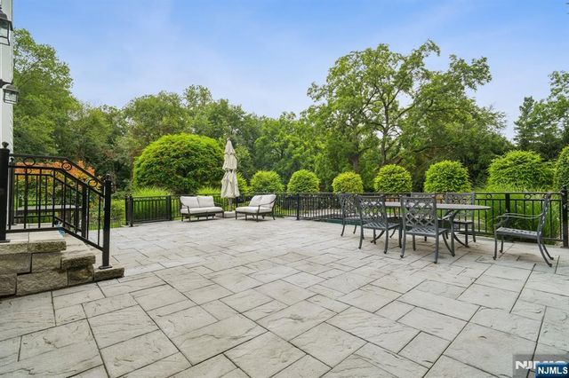 41 Sunset Road, Demarest, NJ 07627