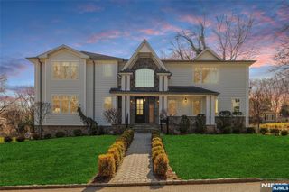41 Sunset Road, Demarest, NJ 07627