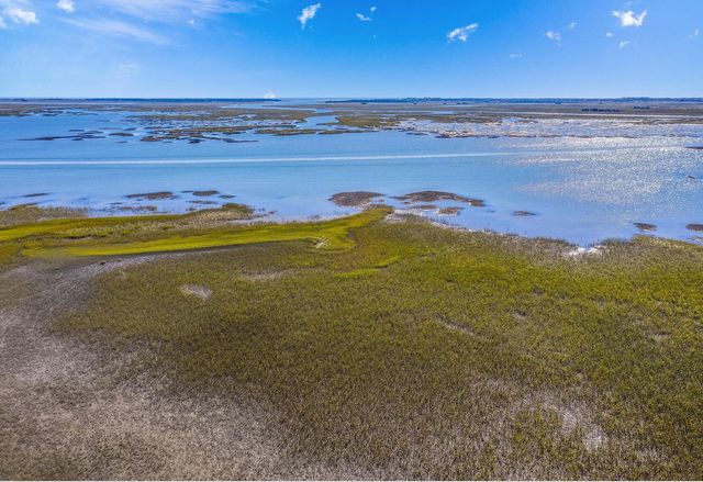 2739 Hamlin Beach Road, Mount Pleasant, SC 29466