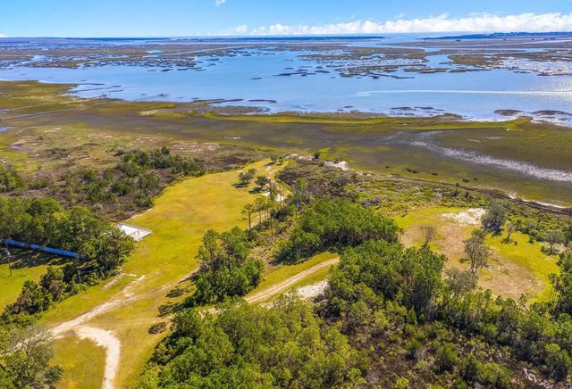 2739 Hamlin Beach Road, Mount Pleasant, SC 29466