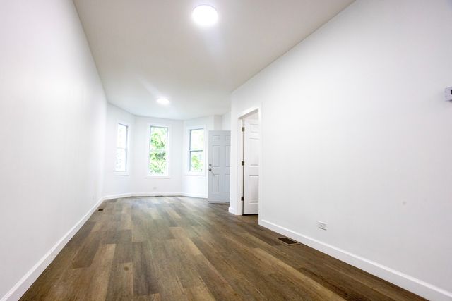 8739 S Colfax Avenue 1, Chicago, IL 60617