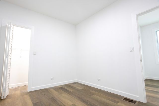 8739 S Colfax Avenue 1, Chicago, IL 60617