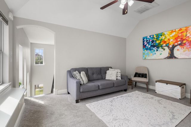 910 Kirby Drive, Argyle, TX 76226