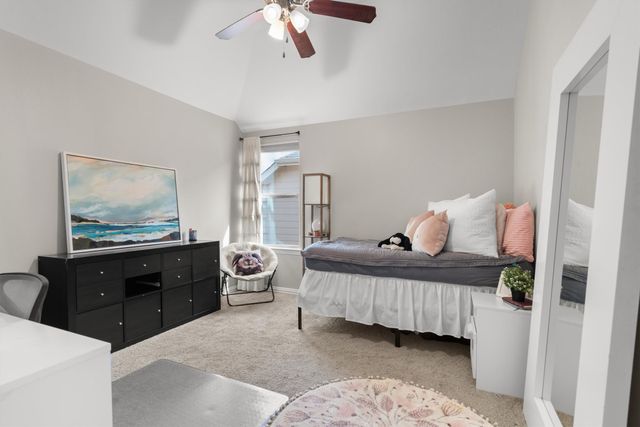 910 Kirby Drive, Argyle, TX 76226