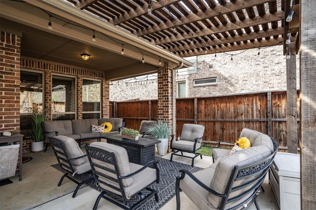 910 Kirby Drive, Argyle, TX 76226