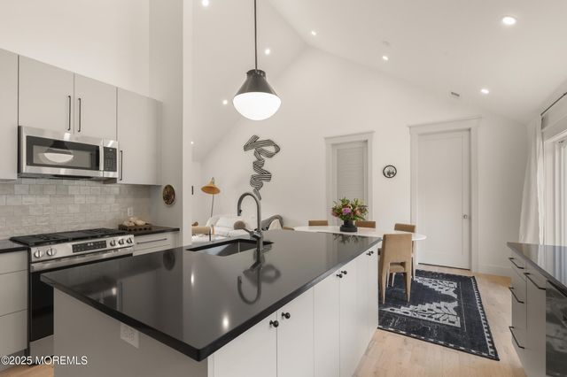 1406 Transit Avenue, Jackson, NJ 08527