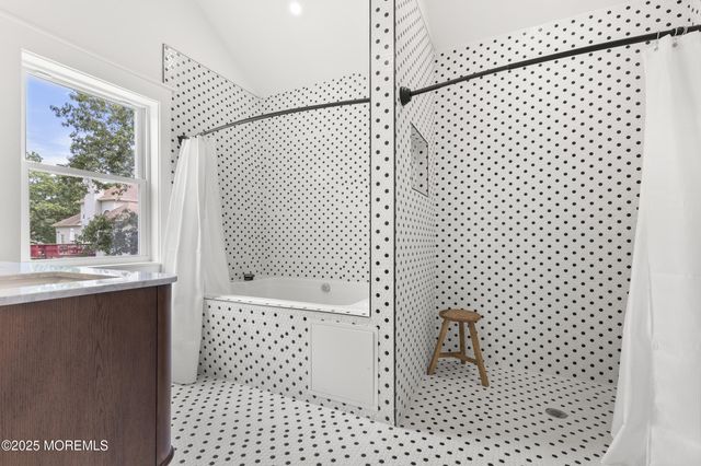 1406 Transit Avenue, Jackson, NJ 08527